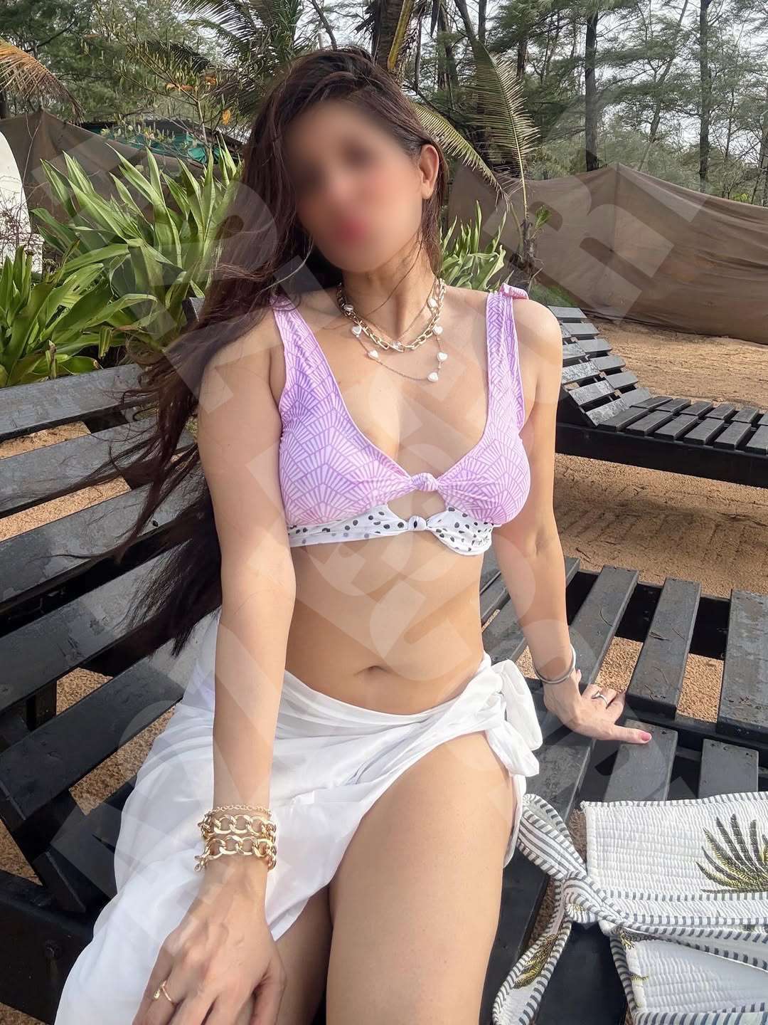 call girls in Mount Abu with stunning companions, playful brunette Call Girl in Mount Abu enjoying the outdoors