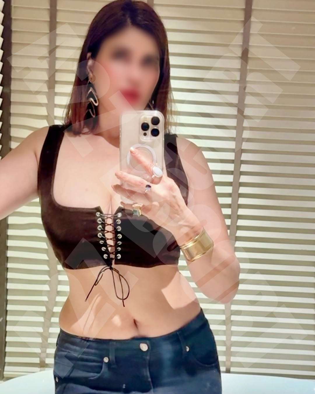 call girls in Mount Abu with stunning companions, playful brunette Call Girl in Mount Abu enjoying the outdoors