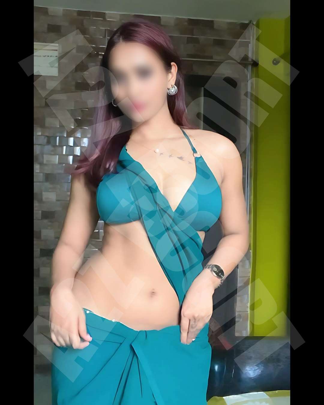 call girls in Mount Abu with stunning companions, playful brunette Call Girl in Mount Abu enjoying the outdoors